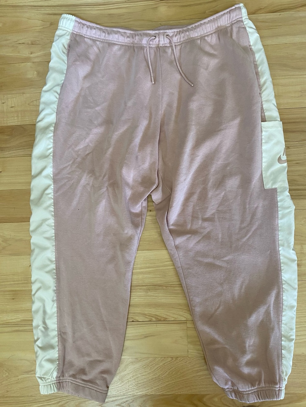 Nike Joggers Sportswear Heritage Pink Cream Side Stripe and Cargo Pocket XL